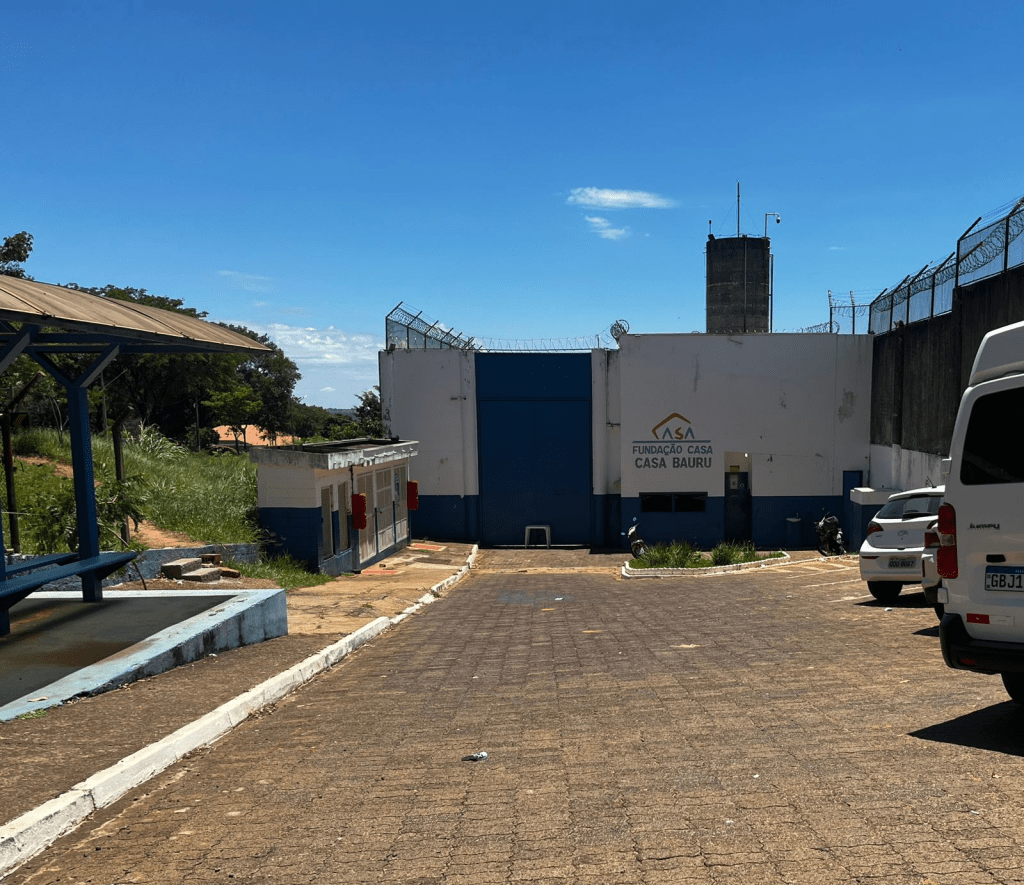 O Labirinto da Ressocialização: Desafios de jovens infratores para construir um&nbsp;futuro