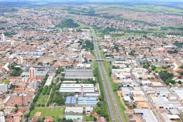 Imagem aérea dos distritos industriais de Bauru